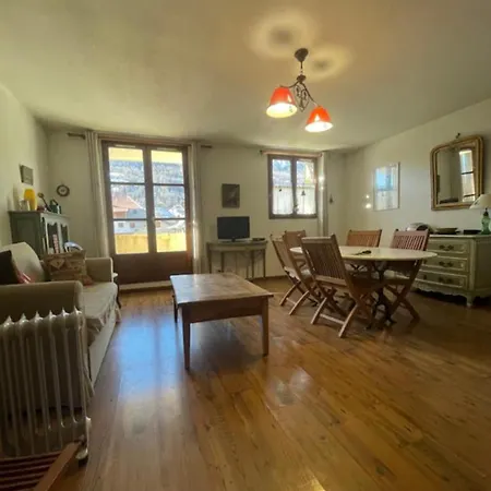 Apartment 70 M2 Au Coeur Du Village D'allos 2 5 Couchages *