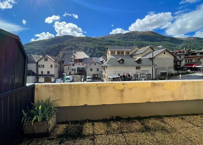 70 M2 Au Coeur Du Village D'allos 2 5 Couchages Appartement Allos